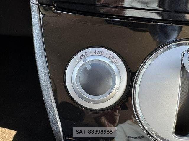 Mitsubishi DELICA 2018-10 7250521-27