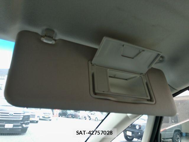 Mitsubishi DELICA 2014-01 7250539-26