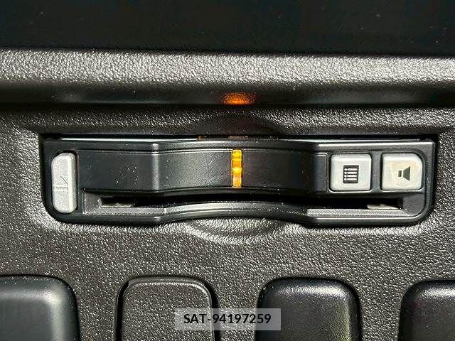Mitsubishi DELICA 2016-06 7250524-10