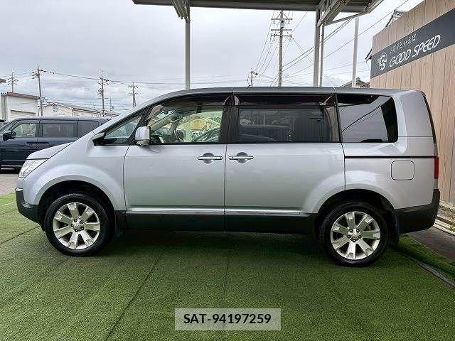 Mitsubishi DELICA 2016-06 7250524-16