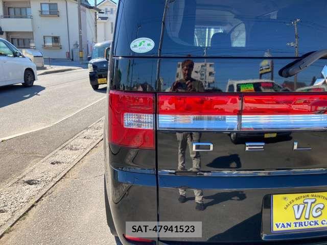 Mitsubishi DELICA 2017-11 7250525-14