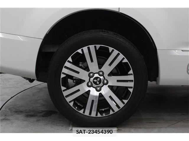 Mitsubishi DELICA 2020-08 7250523-25