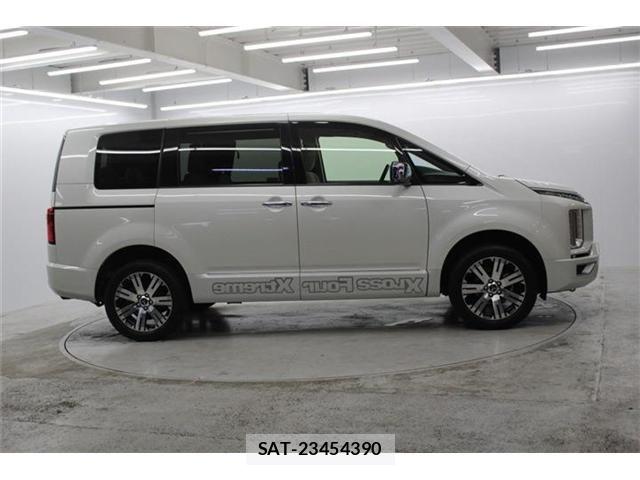 Mitsubishi DELICA 2020-08 7250523-3