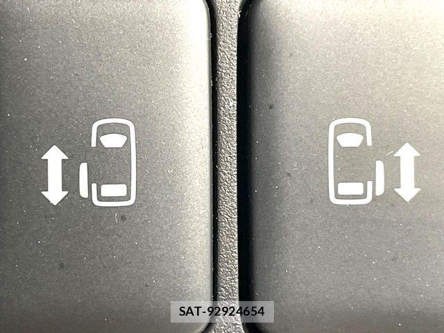 Mitsubishi DELICA 2024-08 7250498-4
