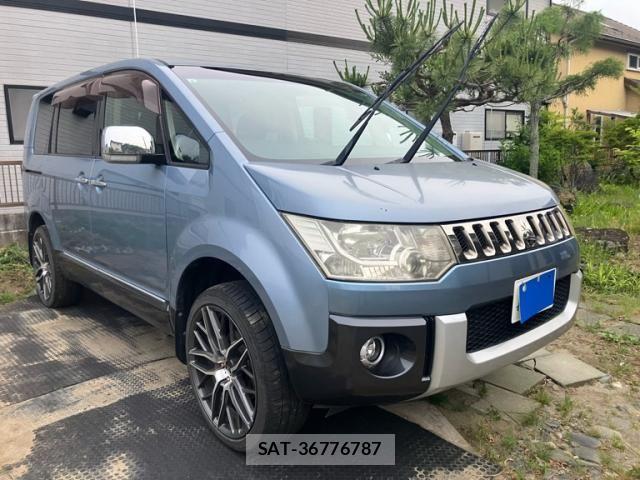 Mitsubishi DELICA 2009-08 7250536-3