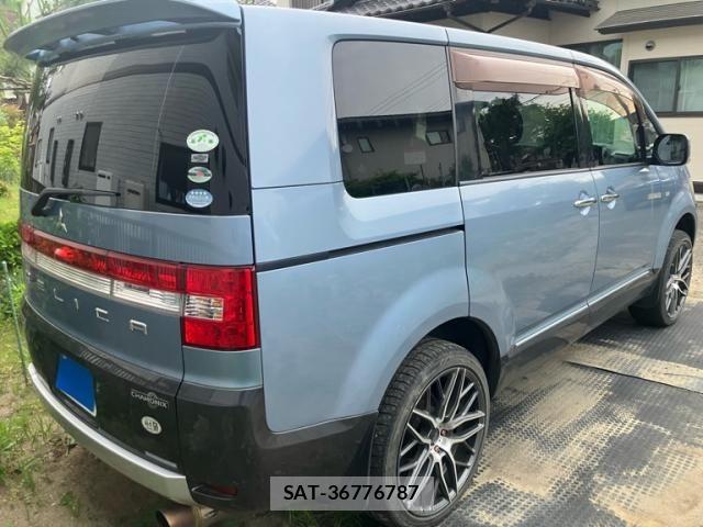 Mitsubishi DELICA 2009-08 7250536-4