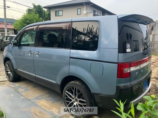 Mitsubishi DELICA 2009-08 7250536-5