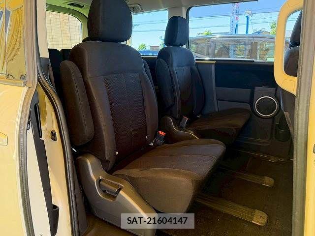 Mitsubishi DELICA 2013-01 7250528-9