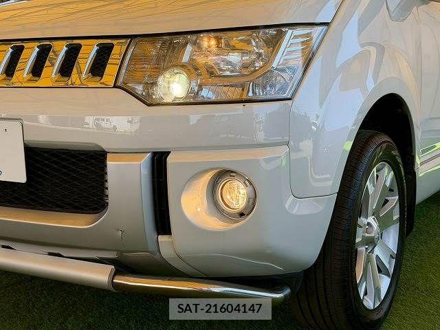 Mitsubishi DELICA 2013-01 7250528-14