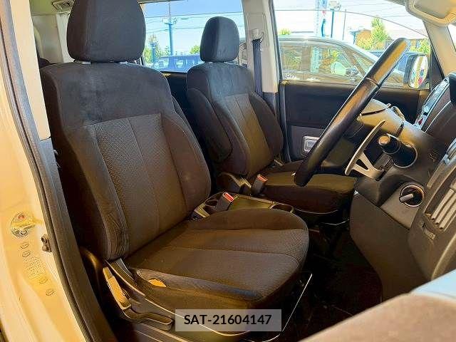 Mitsubishi DELICA 2013-01 7250528-8