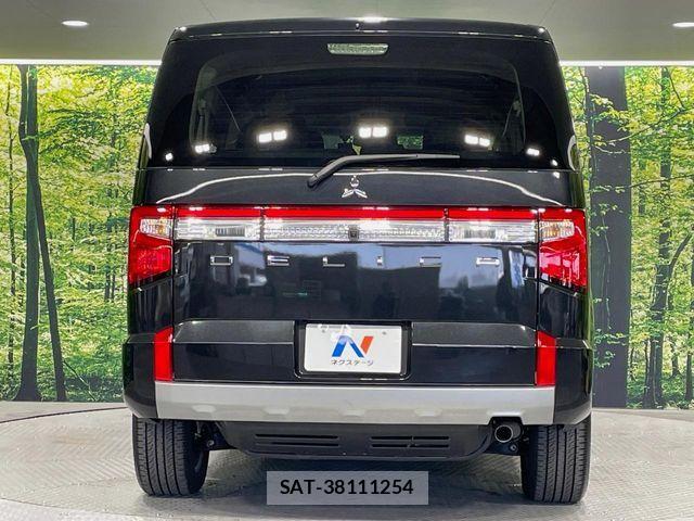 Mitsubishi DELICA 2024-09 7250494-15