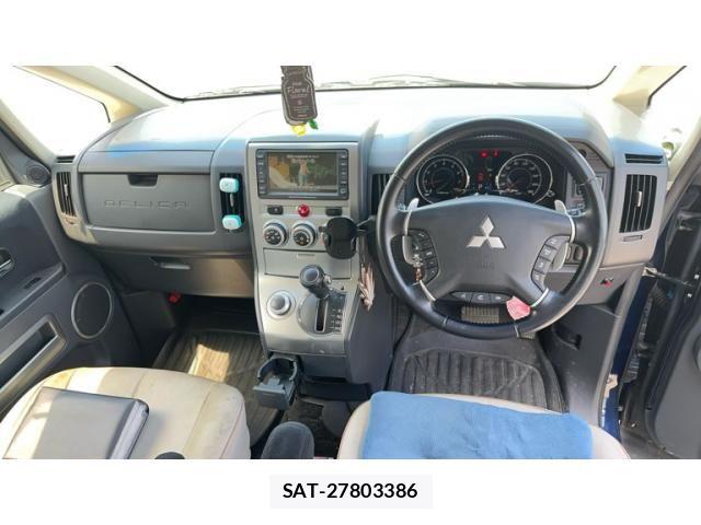 Mitsubishi DELICA 2011-06 7250532-17
