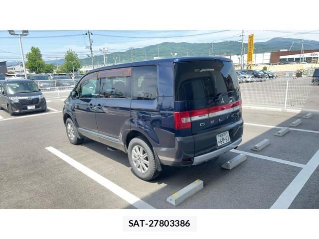 Mitsubishi DELICA 2011-06 7250532-5