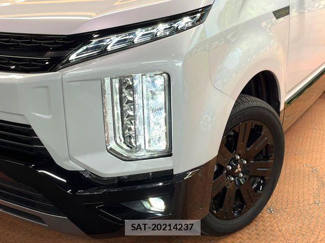 Mitsubishi DELICA 2025-03 7250491-12