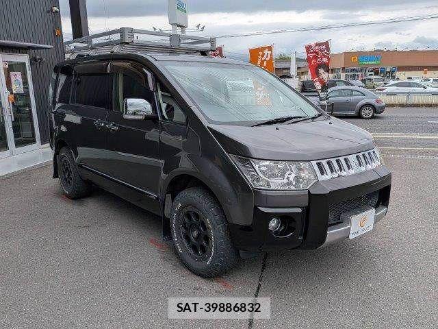 Mitsubishi DELICA 2018-12 7271823-16