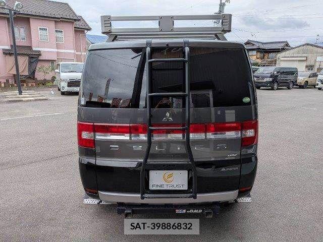 Mitsubishi DELICA 2018-12 7271823-19