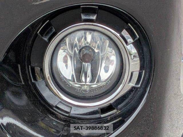 Mitsubishi DELICA 2018-12 7271823-24