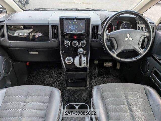 Mitsubishi DELICA 2018-12 7271823-2
