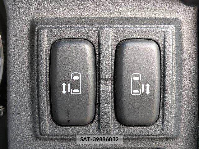 Mitsubishi DELICA 2018-12 7271823-6