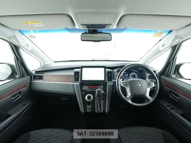 Mitsubishi DELICA 2019-06 7271820-4
