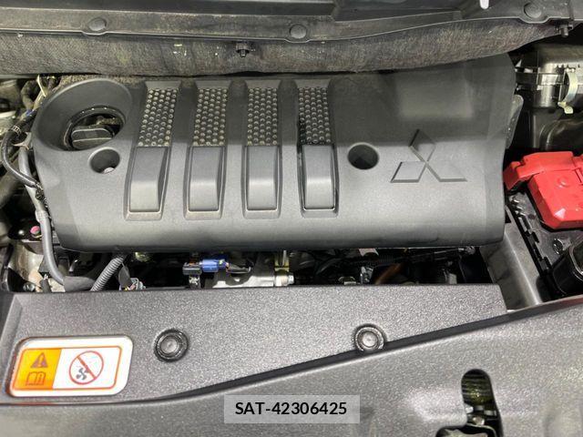 Mitsubishi DELICA 2024-08 7271817-18