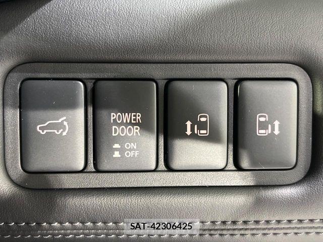 Mitsubishi DELICA 2024-08 7271817-5
