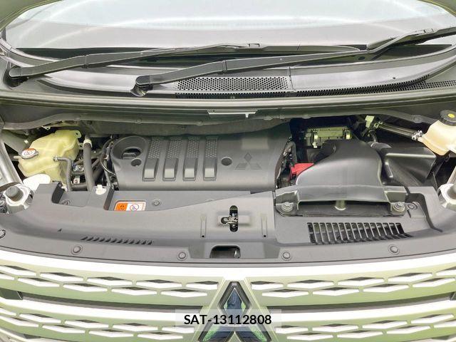 Mitsubishi DELICA 2024-08 7271813-17