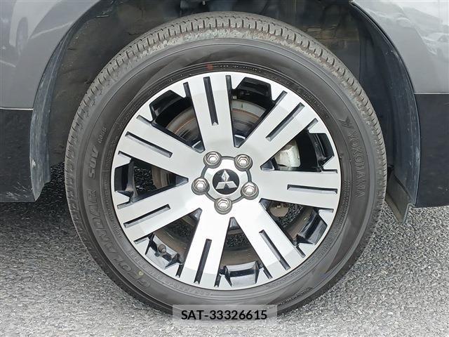 Mitsubishi DELICA 2019-02 7271818-13