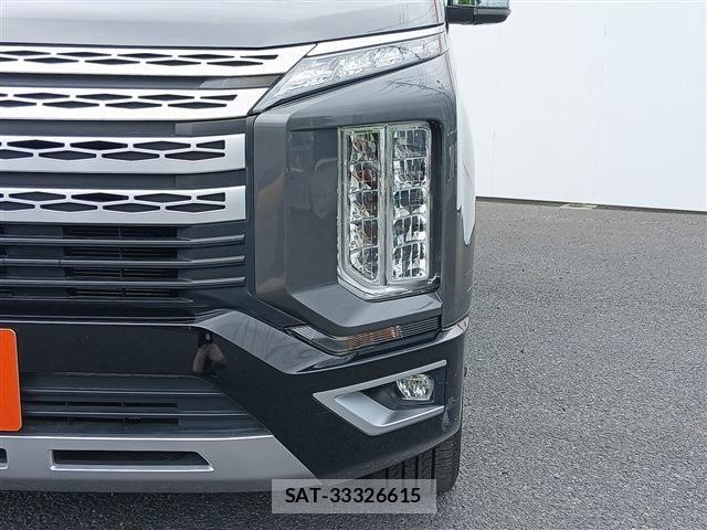 Mitsubishi DELICA 2019-02 7271818-26