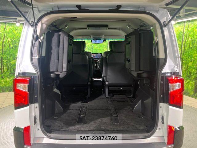 Mitsubishi DELICA 2023-12 7271810-10