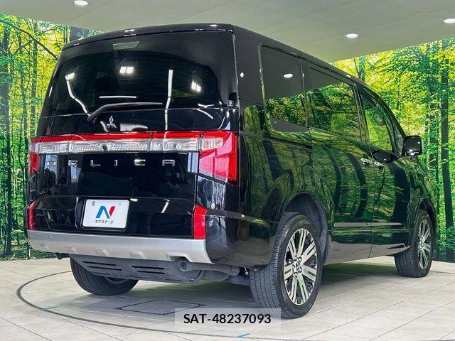 Mitsubishi DELICA 2022-04 7271815-17