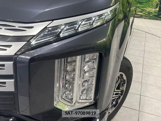 Mitsubishi DELICA 2022-08 7271819-11