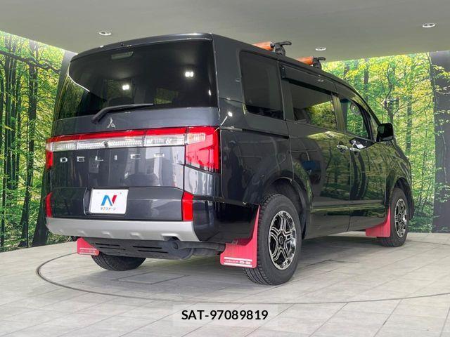 Mitsubishi DELICA 2022-08 7271819-16
