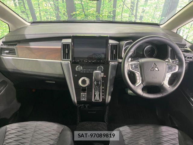 Mitsubishi DELICA 2022-08 7271819-1