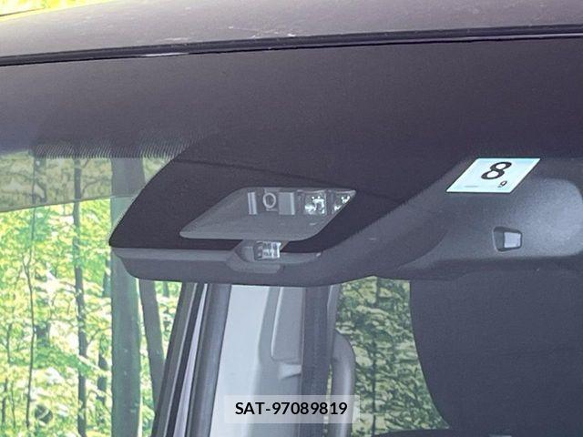 Mitsubishi DELICA 2022-08 7271819-5