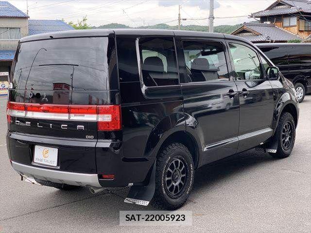 Mitsubishi DELICA 2018-09 7271821-18
