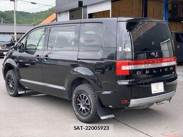 Mitsubishi DELICA 2018-09 7271821-20