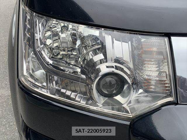 Mitsubishi DELICA 2018-09 7271821-22
