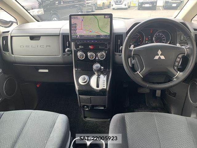 Mitsubishi DELICA 2018-09 7271821-2