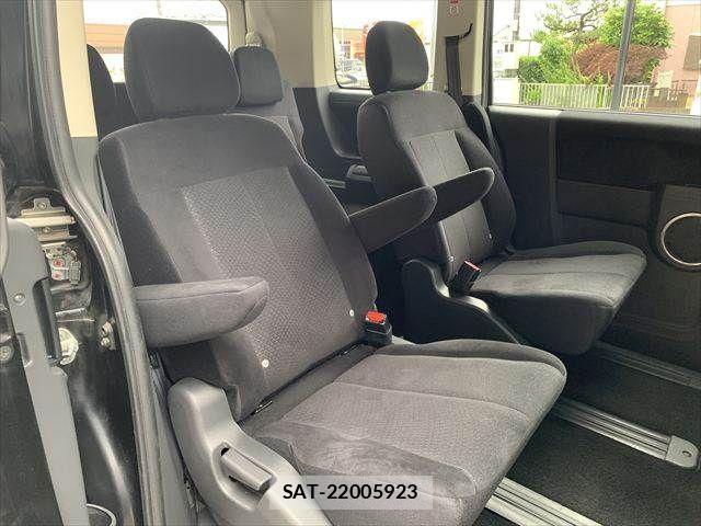 Mitsubishi DELICA 2018-09 7271821-8