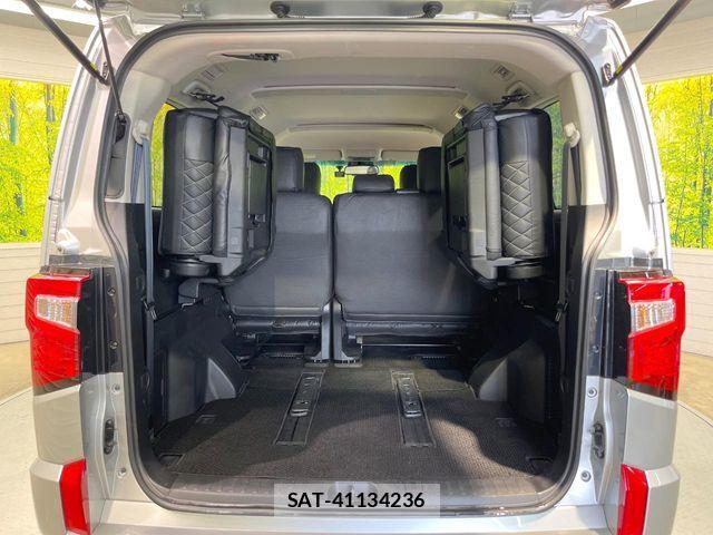 Mitsubishi DELICA 2024-08 7326725-10