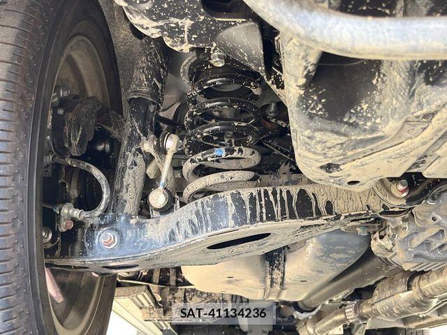 Mitsubishi DELICA 2024-08 7326725-19