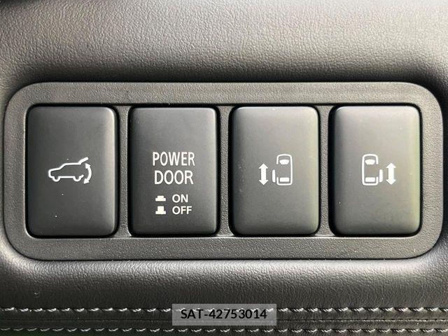Mitsubishi DELICA 2024-08 7326732-3