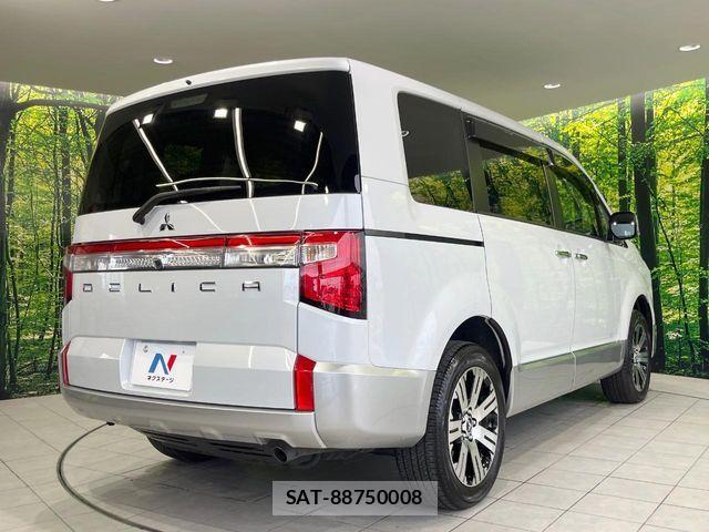 Mitsubishi DELICA 2024-09 7326733-17