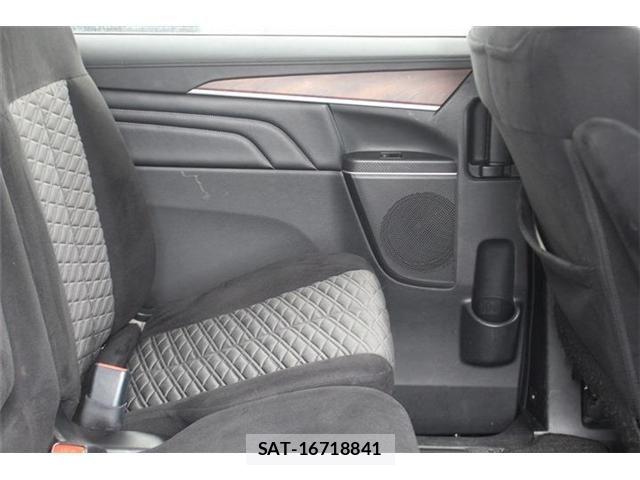 Mitsubishi DELICA 2024-04 7326739-17