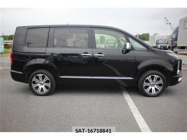 Mitsubishi DELICA 2024-04 7326739-8