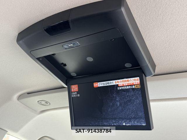 Mitsubishi DELICA 2018-04 7326752-11