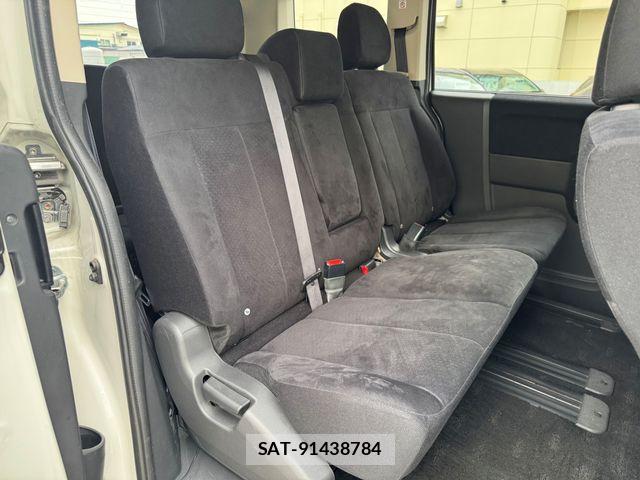 Mitsubishi DELICA 2018-04 7326752-20