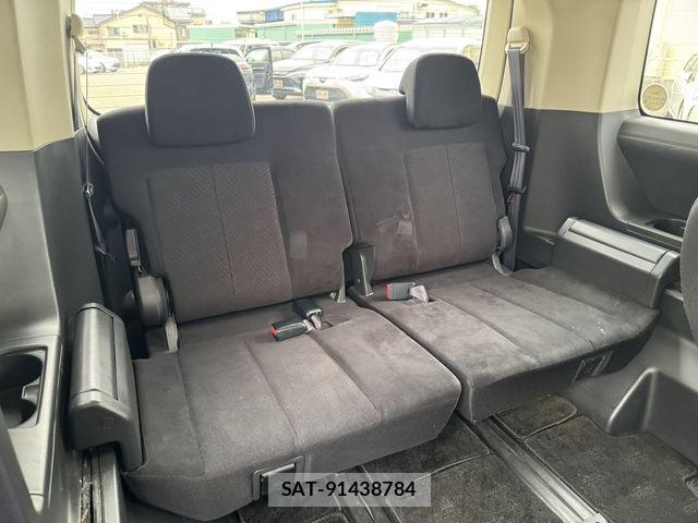 Mitsubishi DELICA 2018-04 7326752-21
