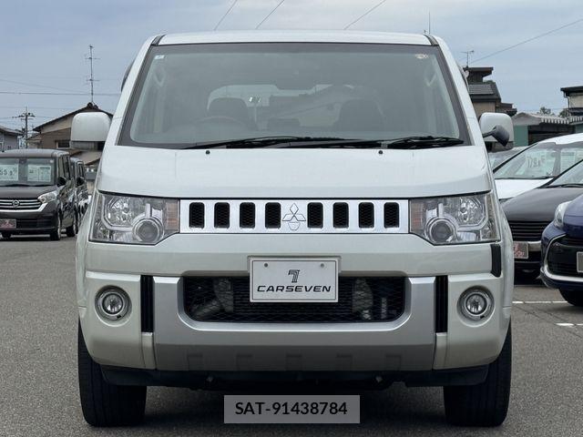 Mitsubishi DELICA 2018-04 7326752-2